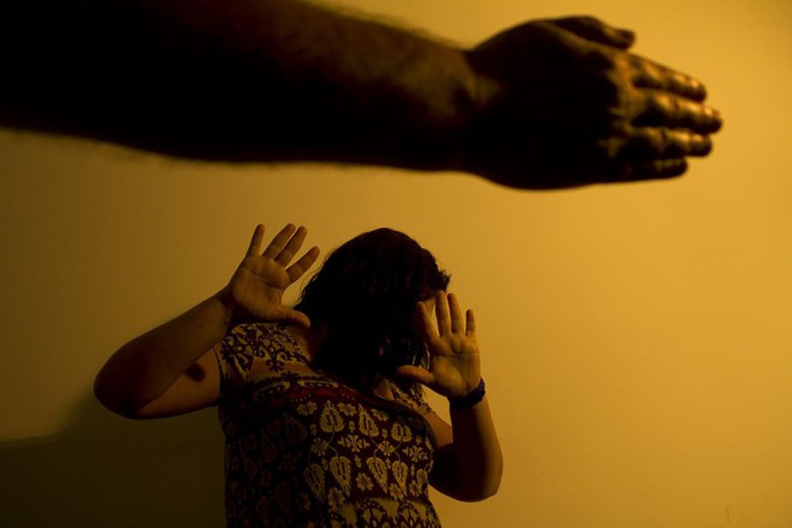 Simões Filho: Mulheres vítimas de violência doméstica e de gênero receberão auxílio financeiro