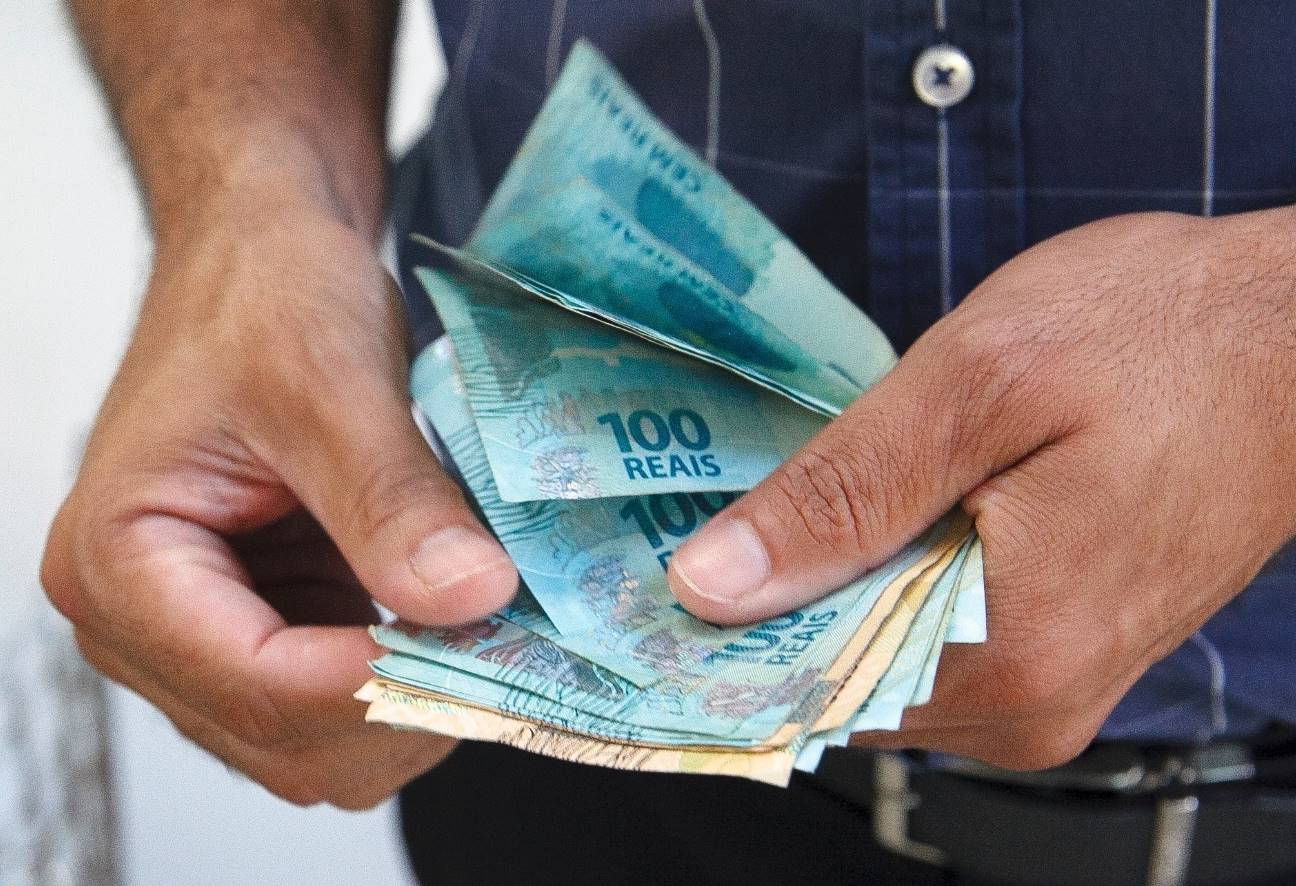 Último lote de pagamentos de até R$ 1.320 é liberado para 4 milhões de trabalhadores