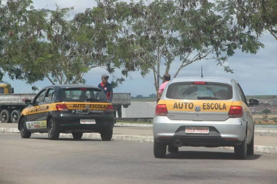 CNH mudanças Detran Auto Escolas