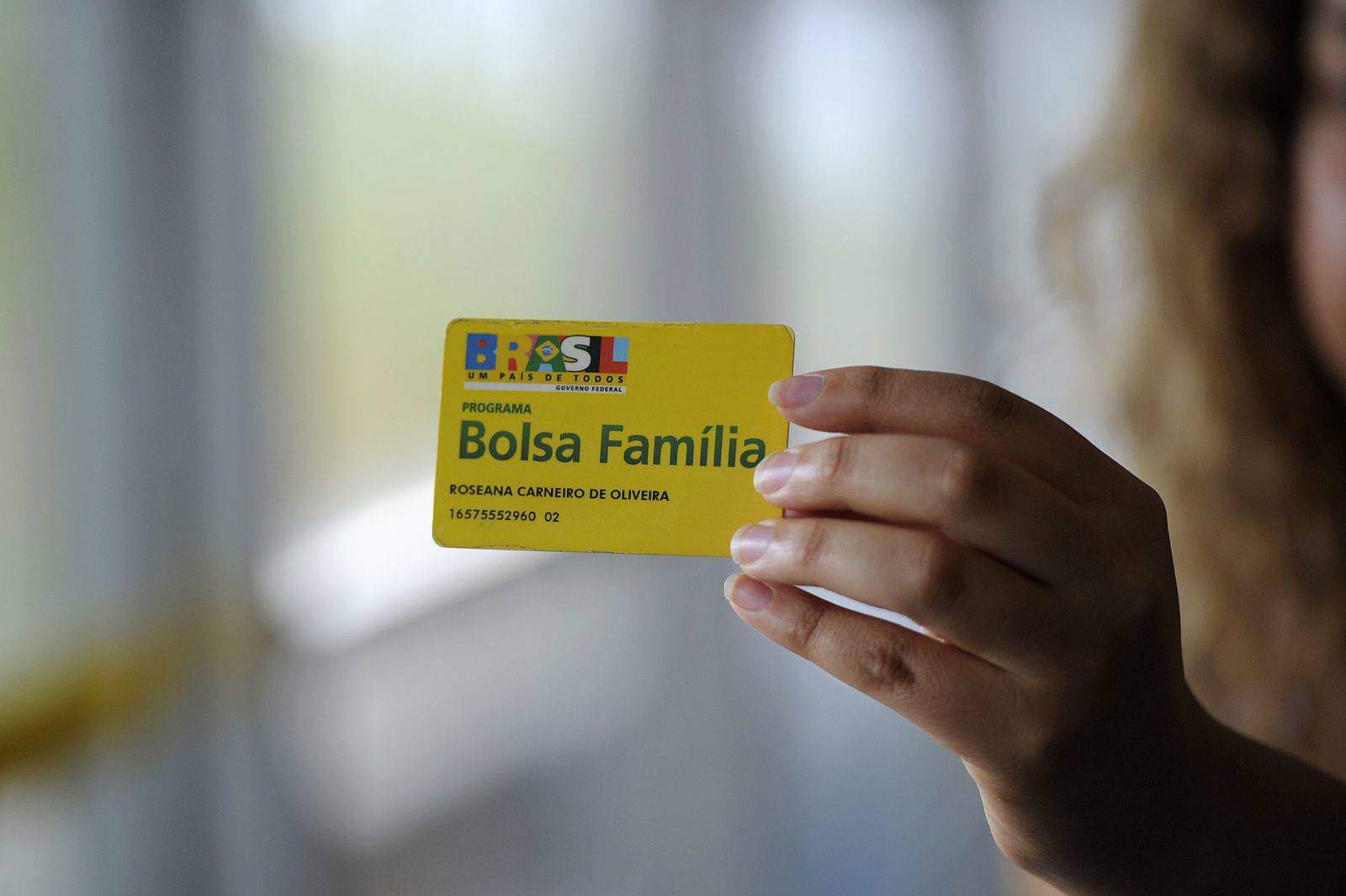 Bolsa Família: Bahia entrega mais de R$ 332 milhões aos beneficiários
