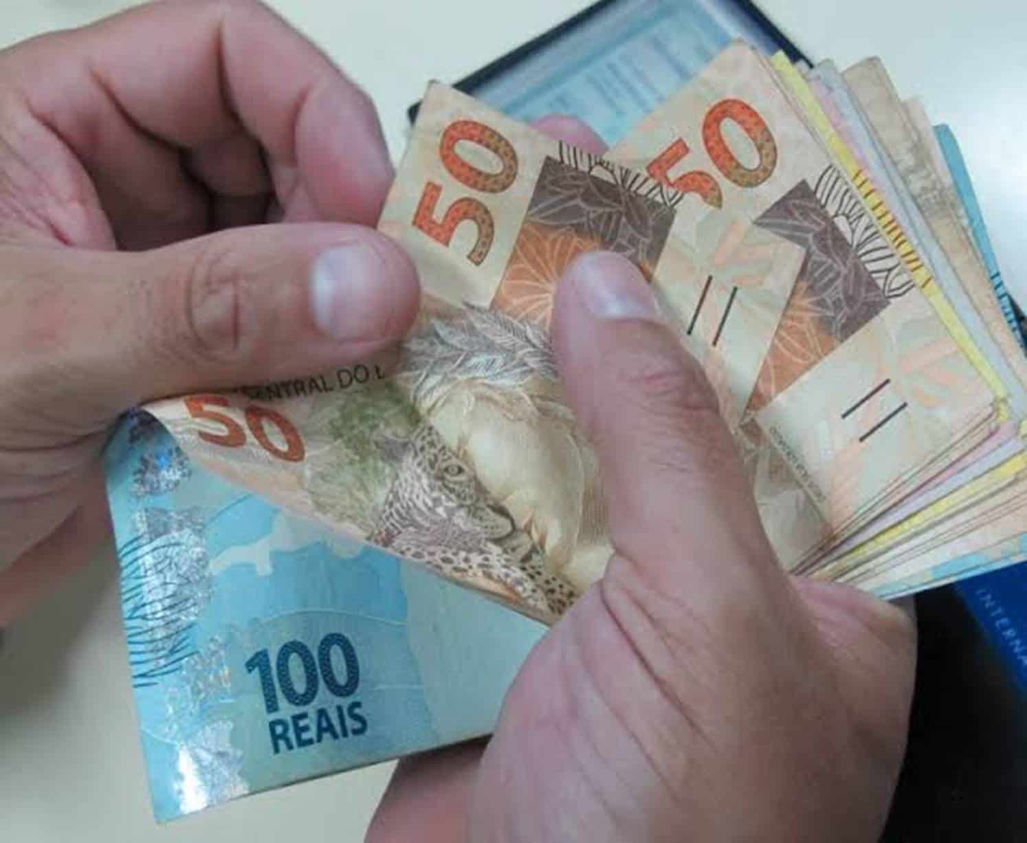 Justiça aumenta aposentadoria do INSS em 100% e garante até R$ 300 mil