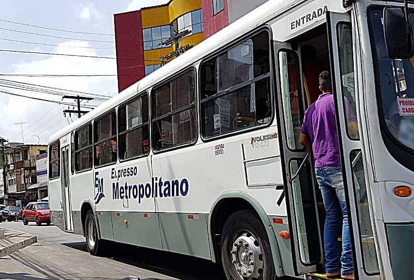 Governo do Estado determina higienização especial de ônibus