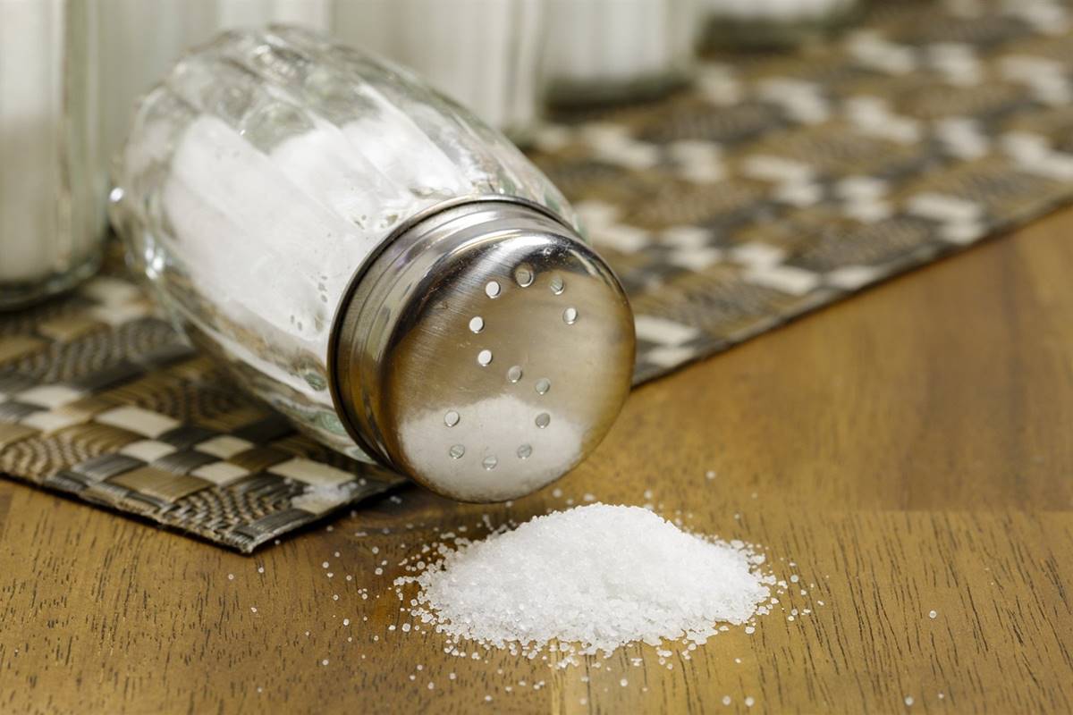 7 temperos ajudam a reduzir a quantidade de sal na comida