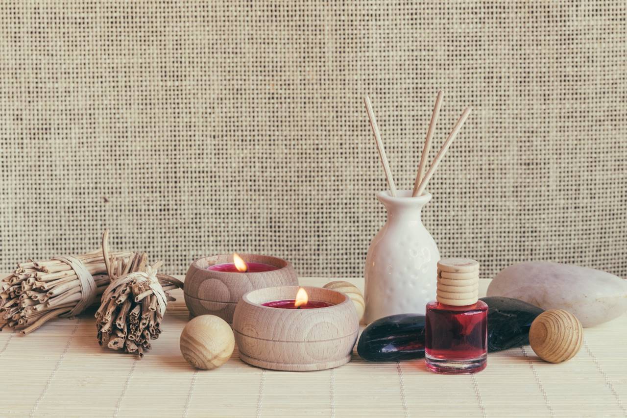 Aprenda seis misturas caseiras para deixar sua casa cheirosa e aconchegante