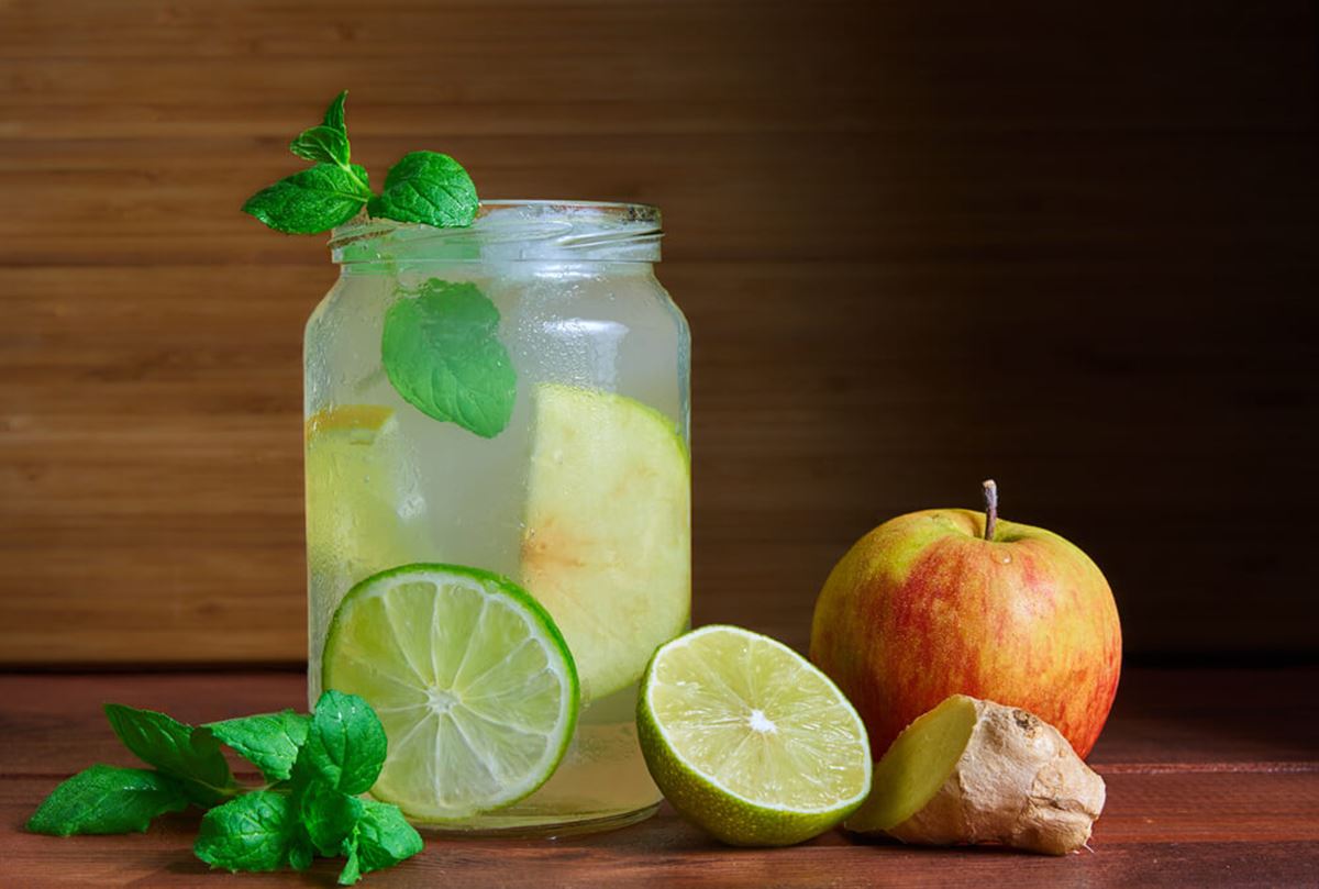 Limonada detox com gengibre e maçã: Desintoxica e emagrece