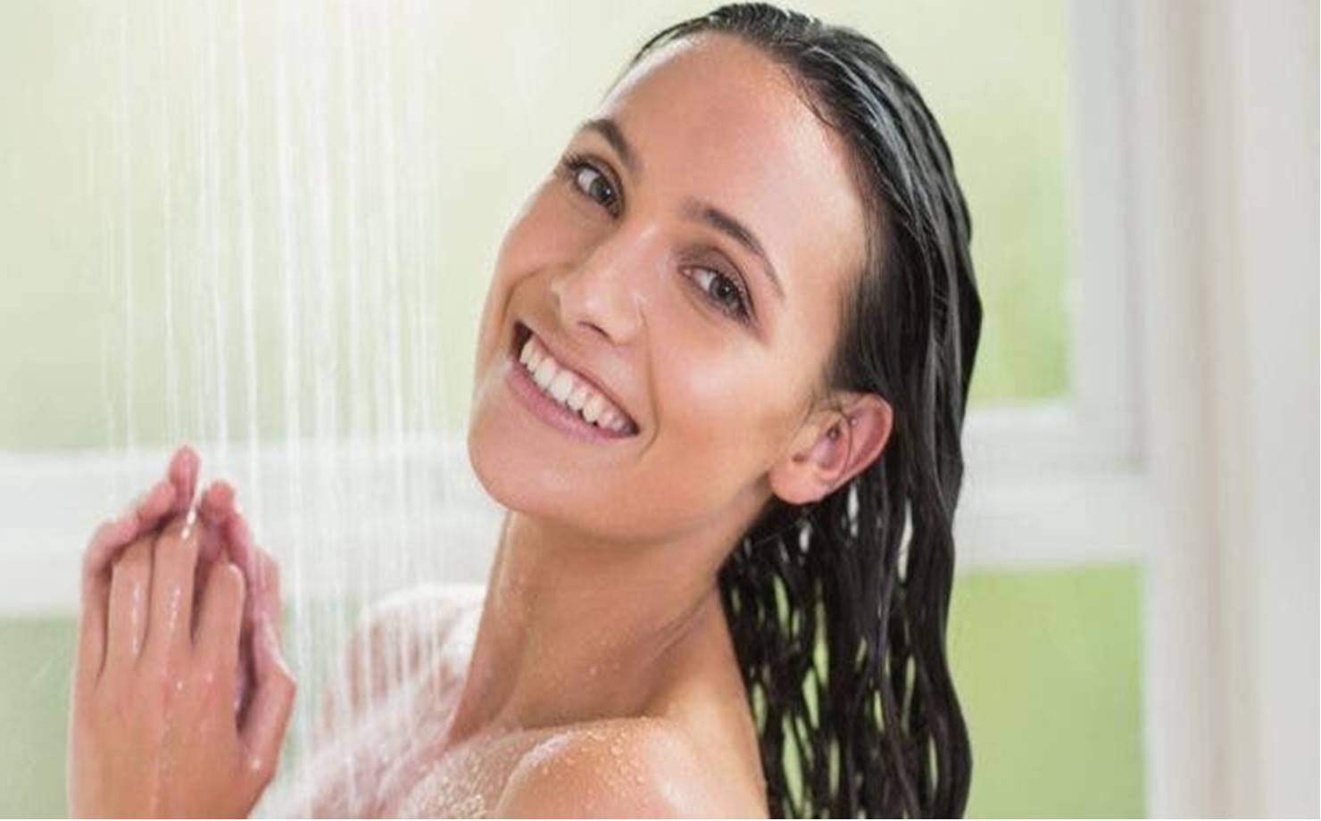 Low poo e No poo: conheça os novos métodos para lavar o cabelo 