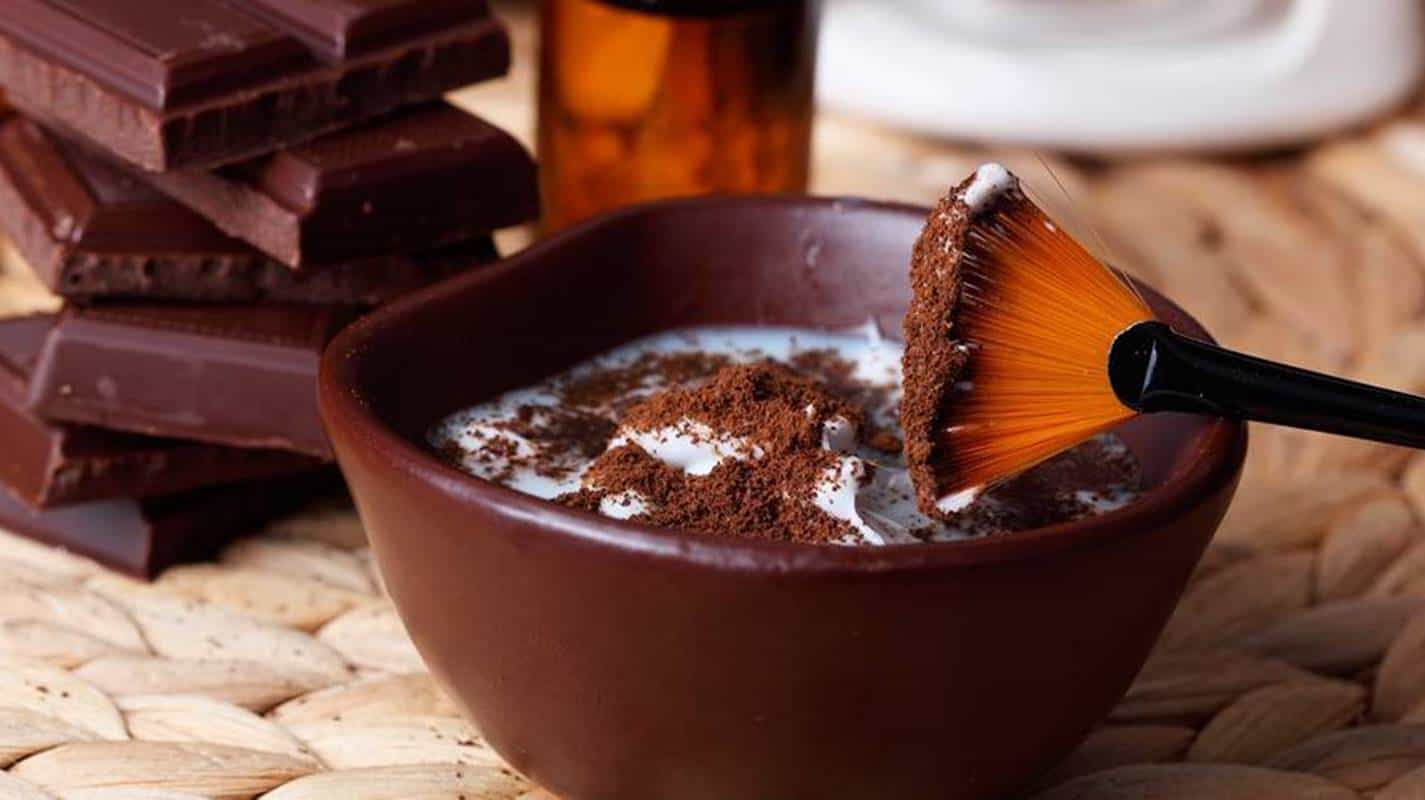 Chocolate puro: descubra os benefícios deste superalimento para nossa beleza.