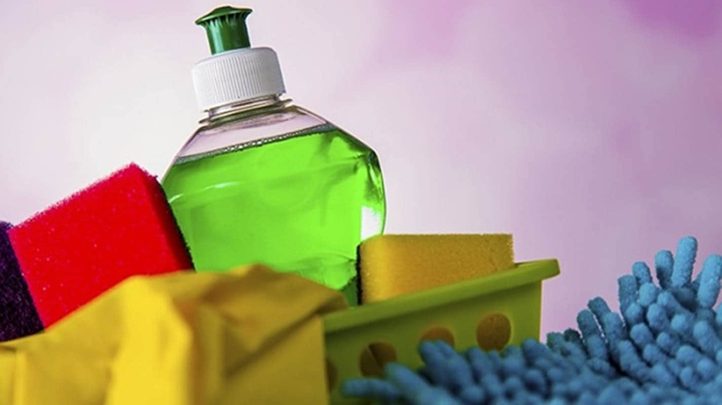 Como fazer um desinfetante natural para a pele em casa