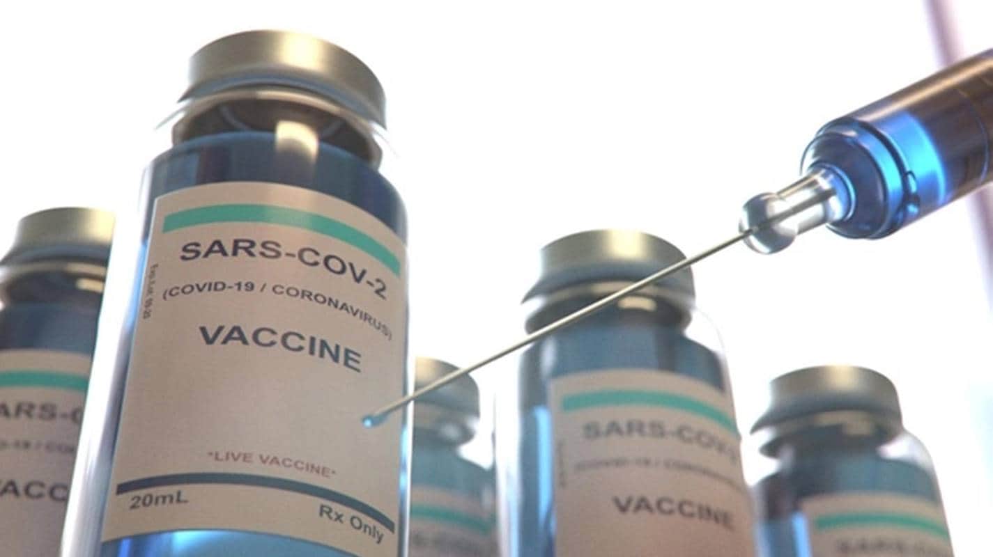 Covid-19: Governo permite aquisição de mais 100 milhões de doses de vacina
