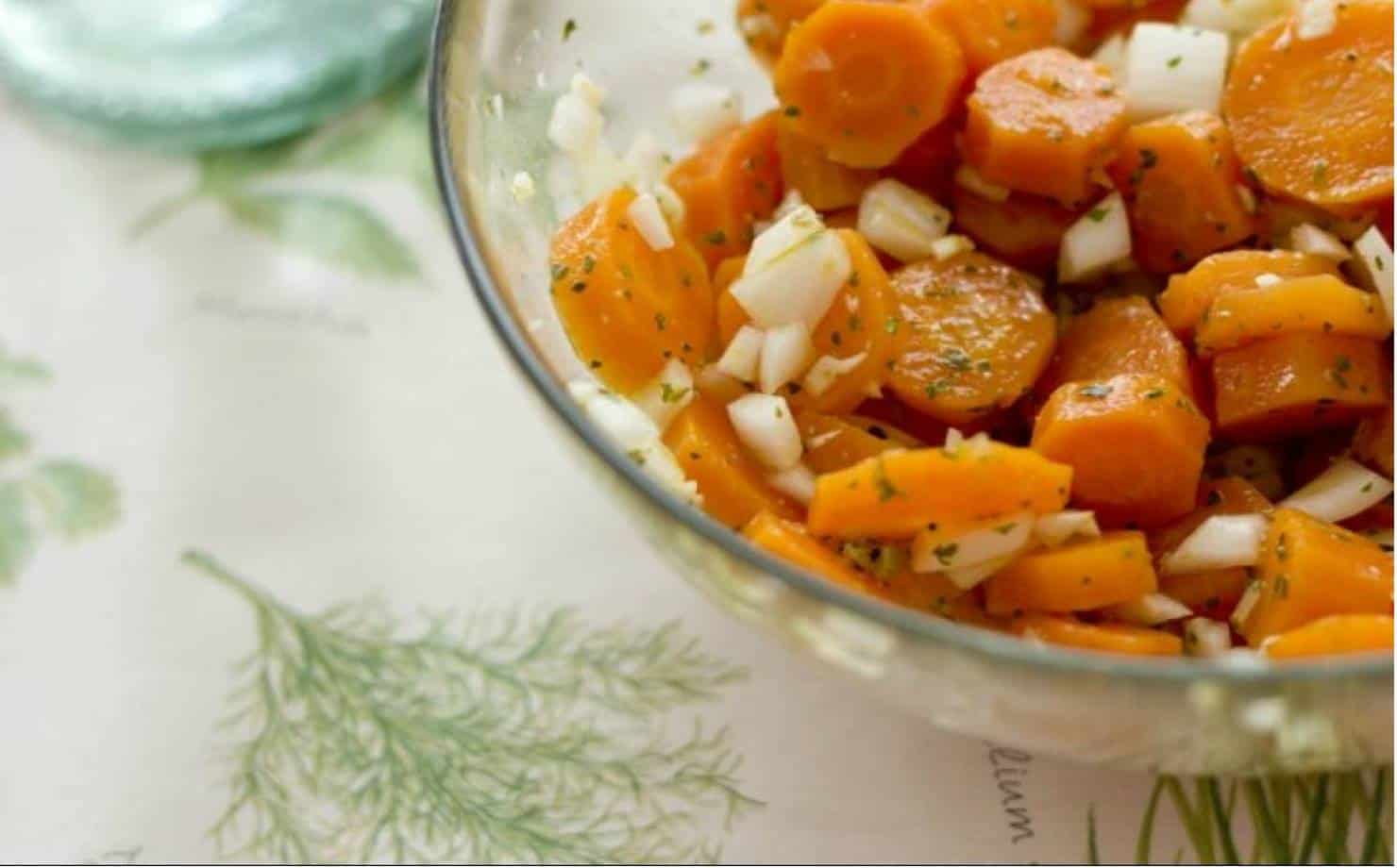 Cenouras em conserva: uma delícia para comer sem parar