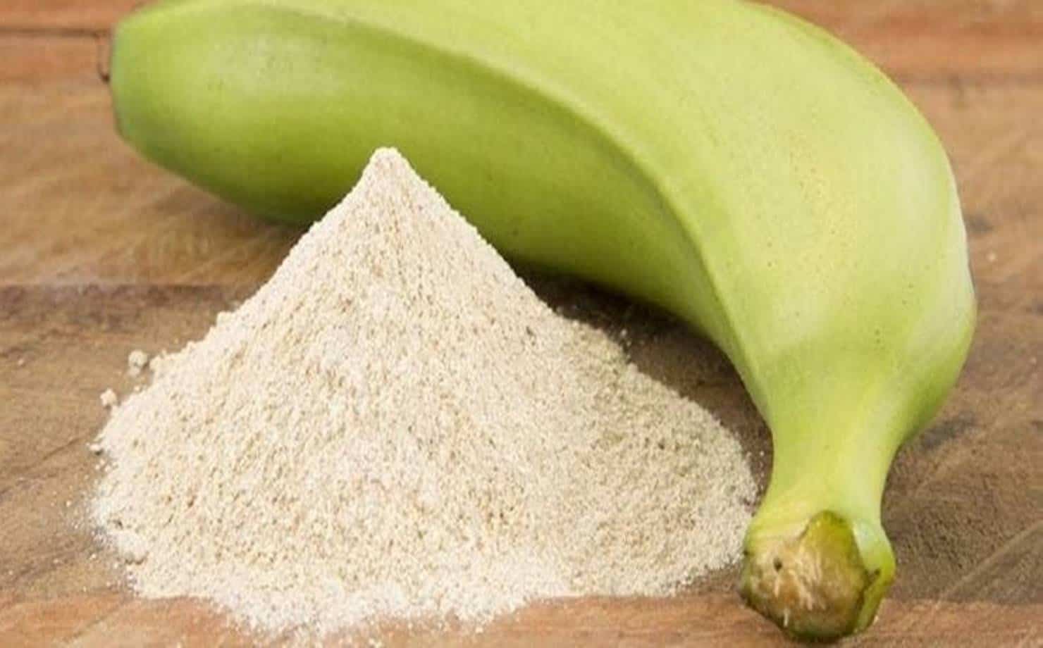 Banana verde: benefícios para a saúde e como fazer a biomassa 
