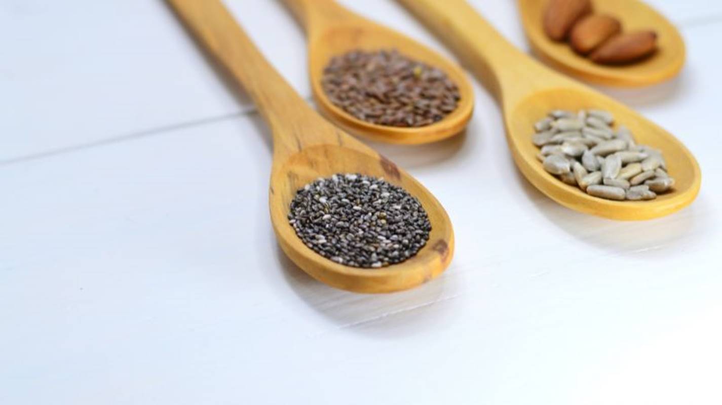 5 sementes com benefícios nutricionais que você deve incluir em sua dieta