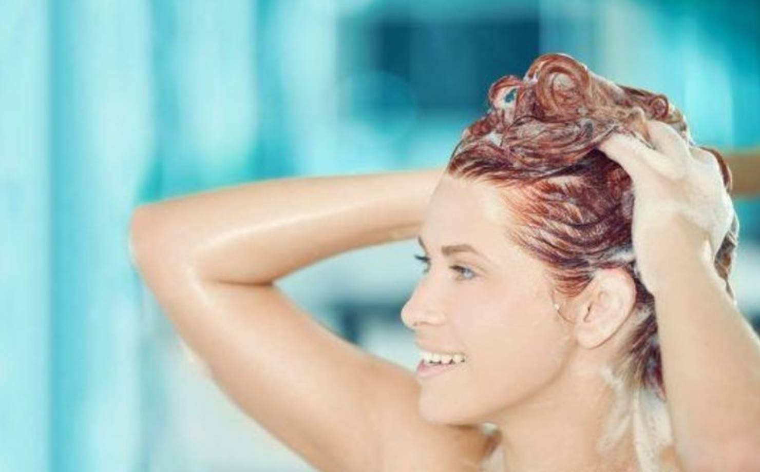 Aprenda aqui como lavar o cabelo sem cometer erros; temos 7 dicas 