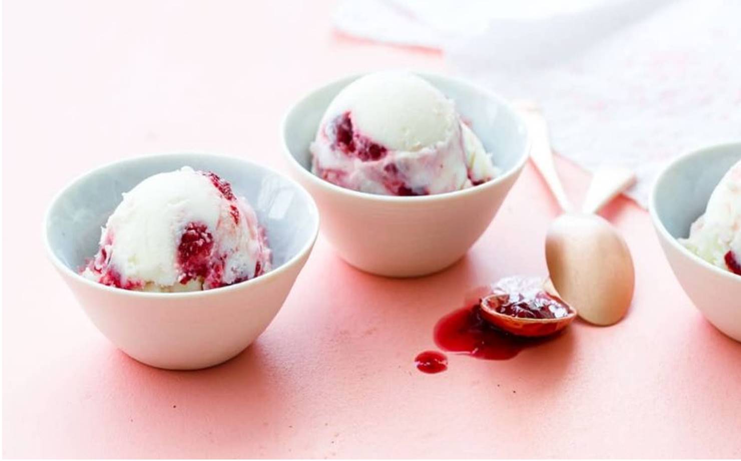 Faça seu próprio sorvete de iogurte com apenas 4 ingredientes