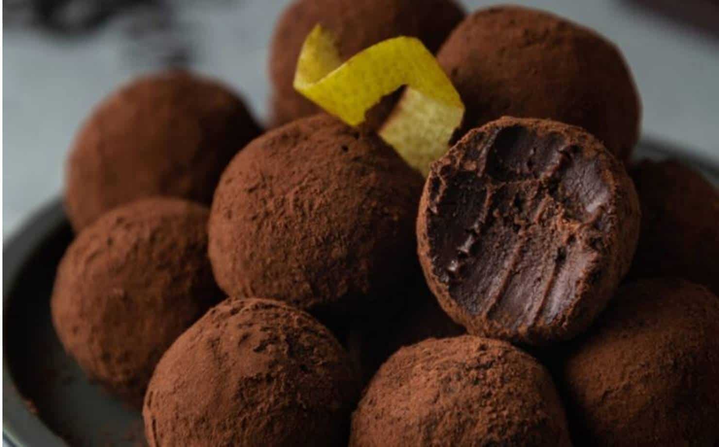 Muito saudável: prepare deliciosas e trufas veganas de chocolate e laranja