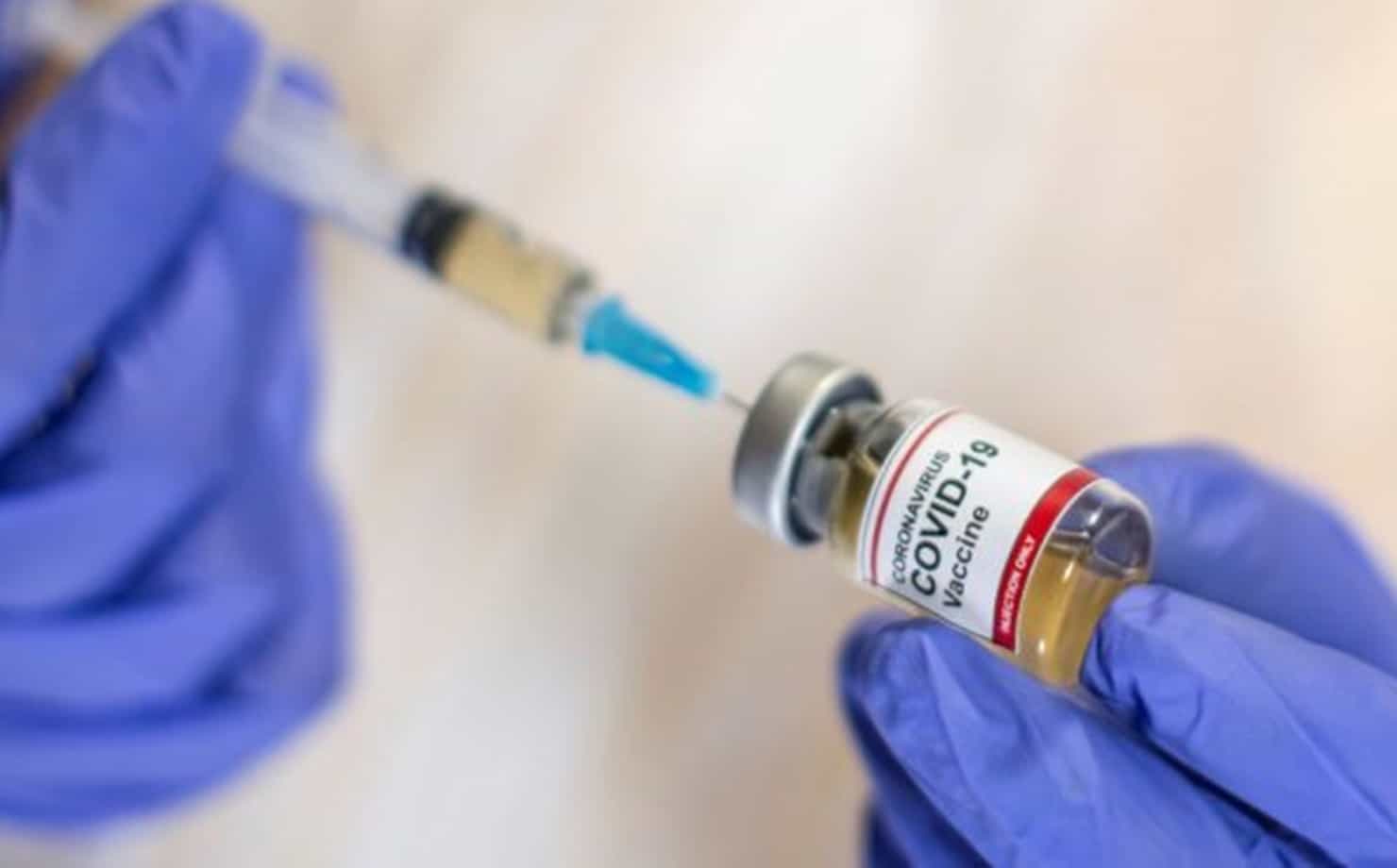 Brasil recebe primeiro lote de vacinas contra covid-19 para crianças 