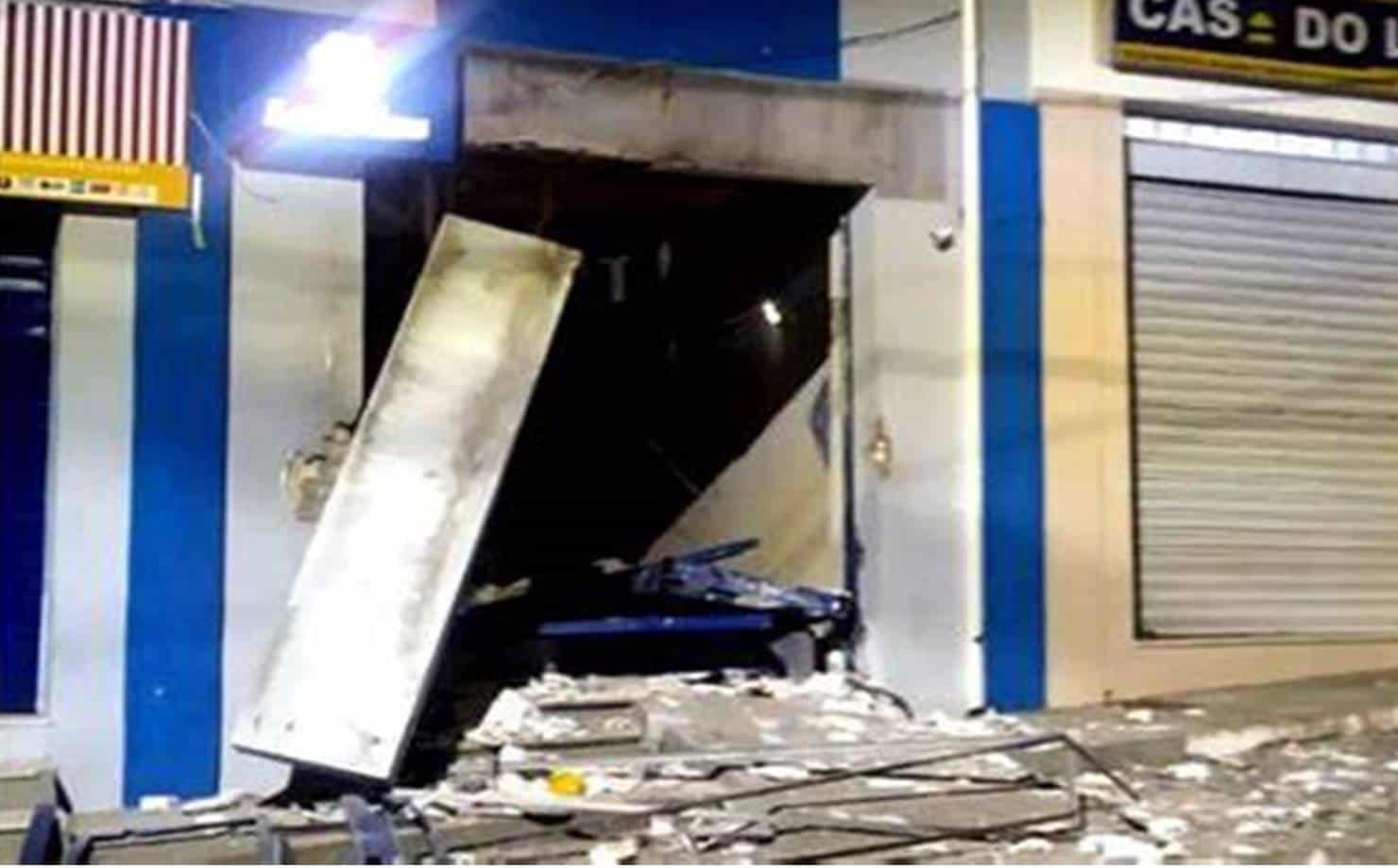 Bandidos explodem casa lotérica em São Félix durante a madrugada