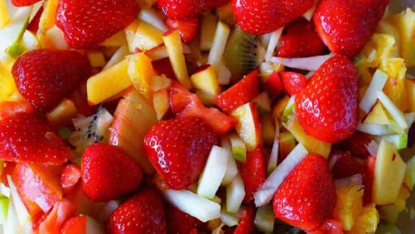 Salada de frutas natalina, pratique está receita bem típica da época